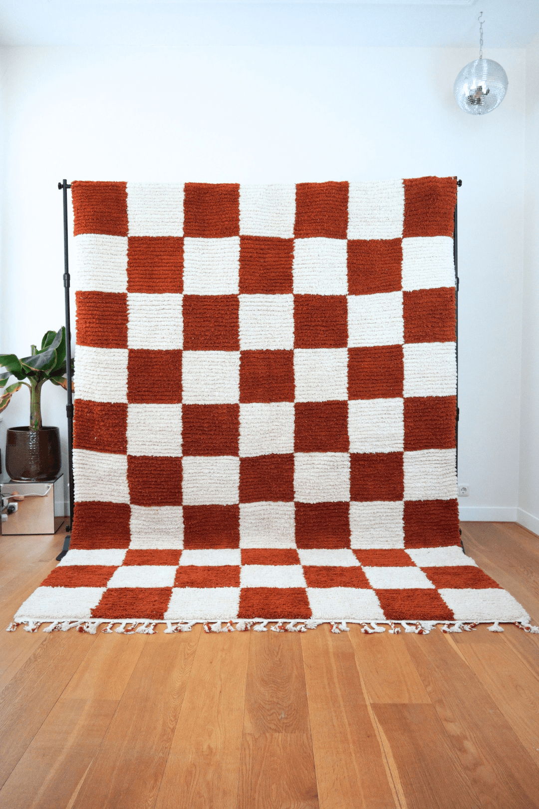 Fatma Handmade Checkered Berber Rug – Burnt Orange & Cream – 210 × 300 cm - Studio TUNIQ